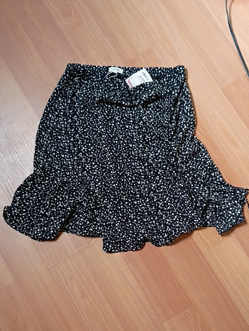 Max Studio Black Floral Ruffle Hem Skater Skirt